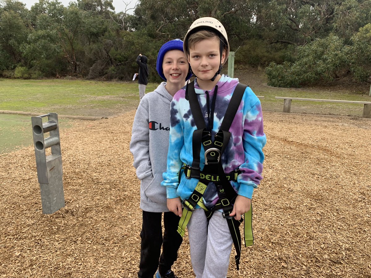 emmc89's tweet photo. Giant Swing - Group 8 Anglesea Camp! Lots went to the top 👍👍@AitkenCreekPS https://t.co/Hqd36cAPg3