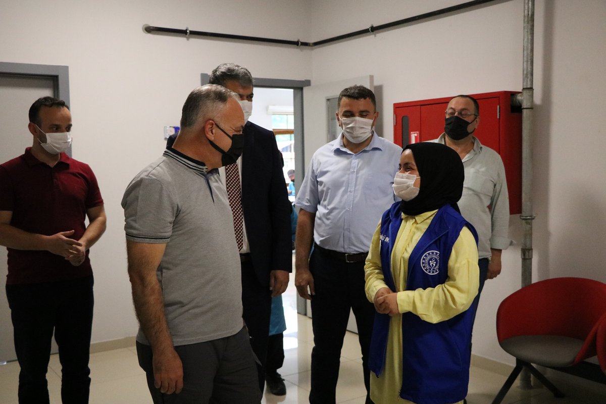 Genel Müdür Yard. Sn. Tuncay Ulusan <a href="/tuncayulusan/">Tuncay ULUSAN</a> Güneysu Engelliler Der. ile yürüttüğümüz ÖĞRENİRKEN ÜRETEN GENÇLİK projemizdeki gençlerimizi atölyelerde ziyaret etti
Çalışmaları yakından izleyerek, projenin devamlılığı için destek vereceklerini söyledi
Gençler adına teşekkürler