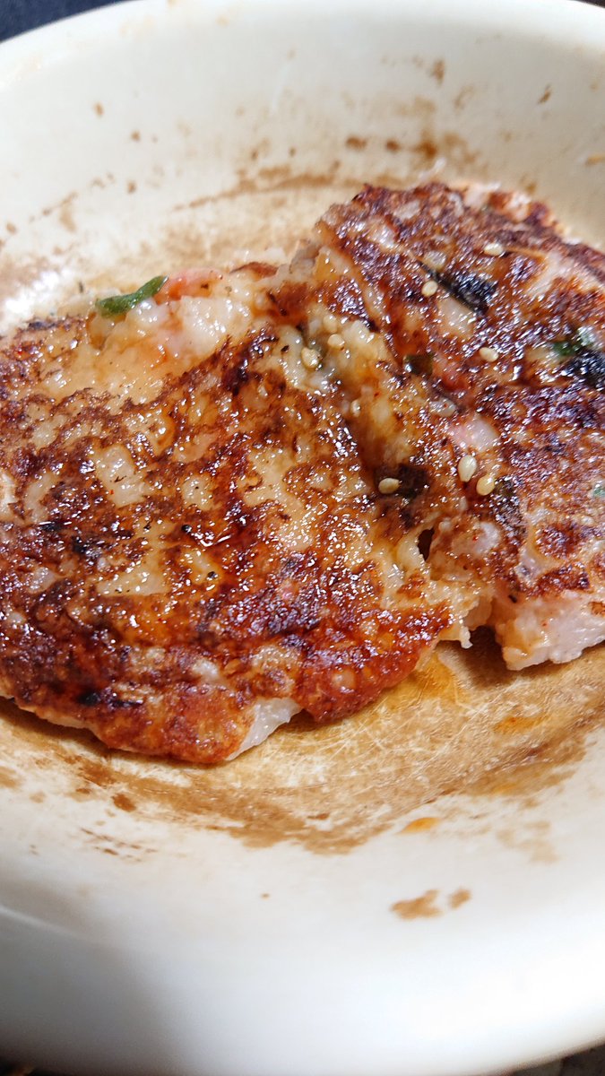 長芋と大根おろしのちぢみ。
へるしーでめっちゃうまい!!
タレも自作! 