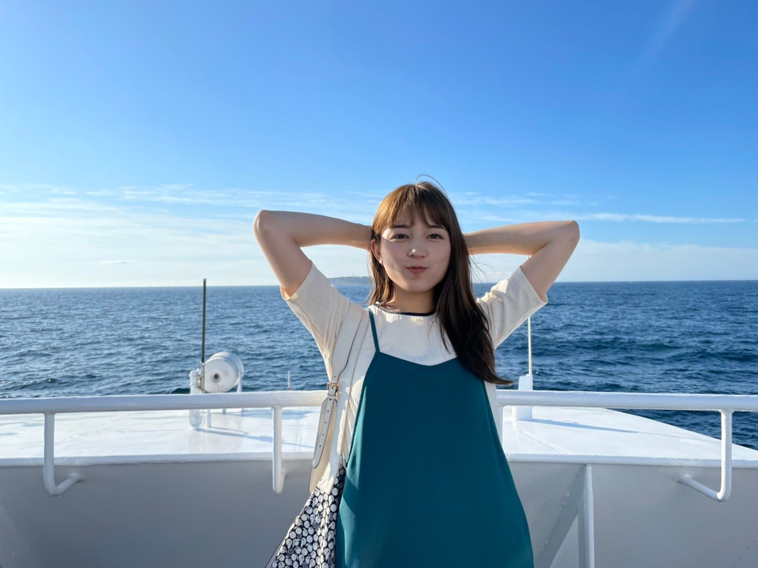 着飾る恋には理由があって♡川口春奈さん着用♡セルフォード 川口春奈の私服 ドラマ「着飾る恋には理由があって」オフ