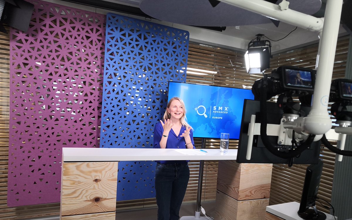 Und weiter geht's im BlueStudio mit der SEO Roundtable Discussion zum Thema Page Experience Optimization 🤓🔍 

#SMX #SMXAdvancedEurope2021 #SEO #PPC #BlueGlass