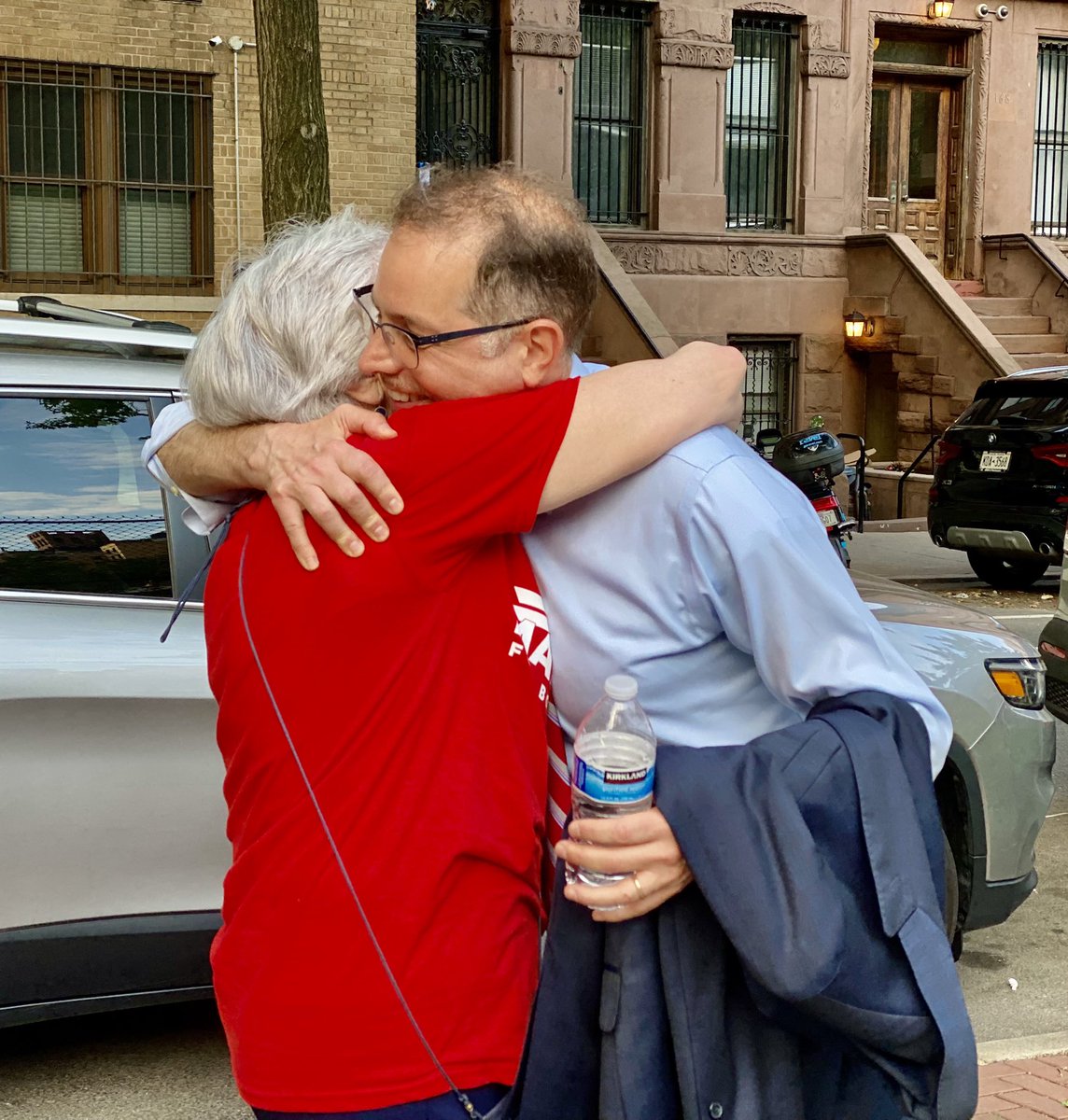 MarkLevineNYC's tweet photo. On the UWS with my #1 volunteer: my mom. https://t.co/tUdXBqGcWz