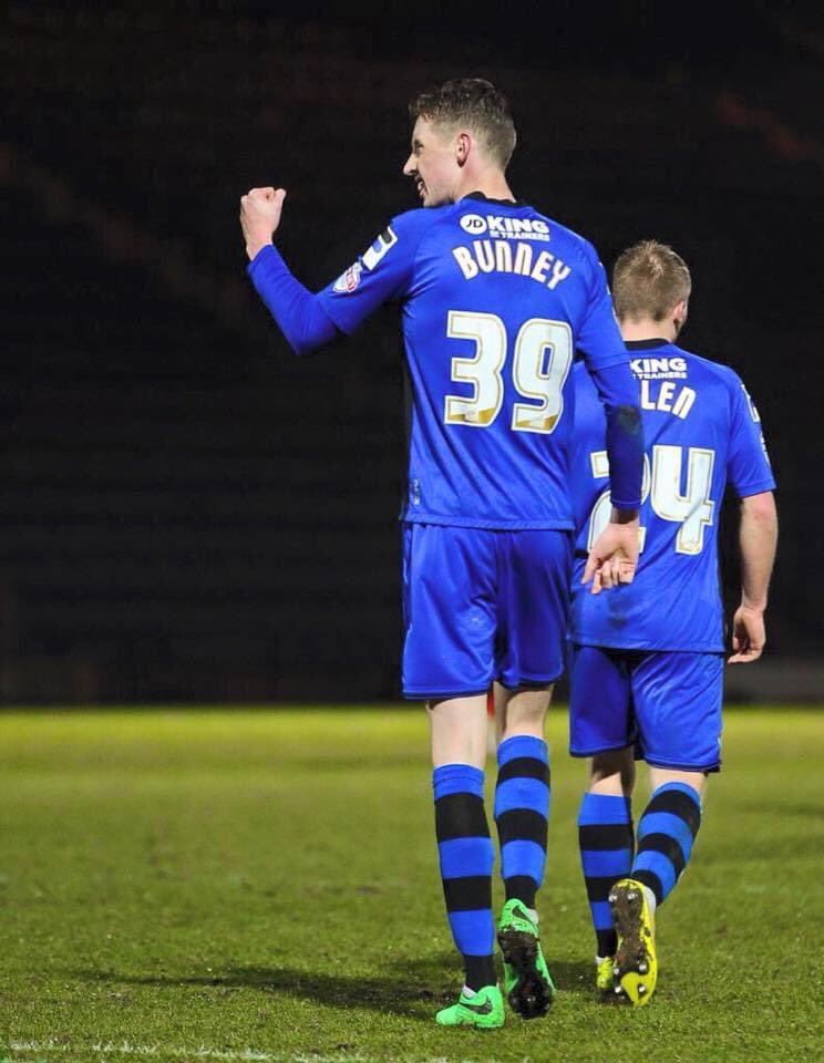 Bunney_93's tweet photo. ALL CLEAR !!! 😆😆😆🎉🎉🎉🎉 .. So happy 😆 .. Get me back on that pitch doing what I love #JB39 💪🏼💪🏼⚽️⚽️⚽️❤️❤️❤️ .. Huge thank you to @ProfMakris who has been great through everything 👏🏼👏🏼 https://t.co/kbNiAAxozz