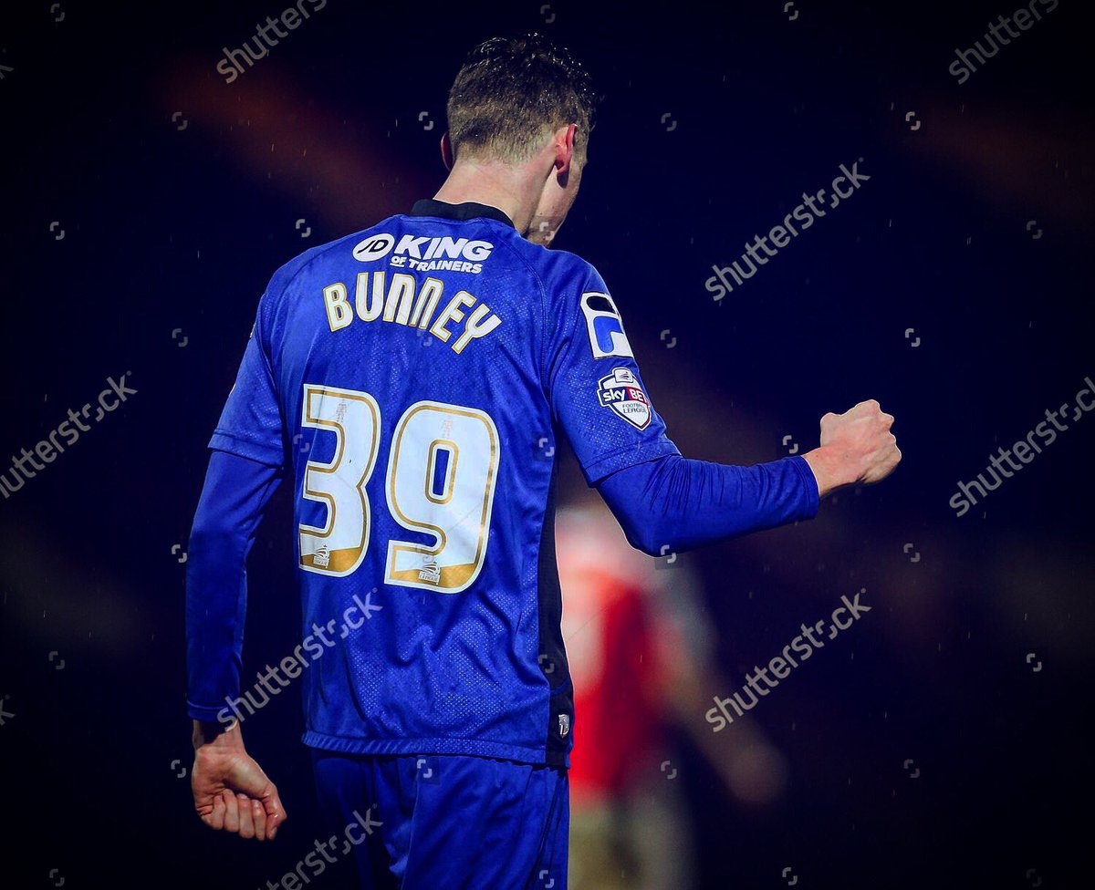 Bunney_93's tweet photo. ALL CLEAR !!! 😆😆😆🎉🎉🎉🎉 .. So happy 😆 .. Get me back on that pitch doing what I love #JB39 💪🏼💪🏼⚽️⚽️⚽️❤️❤️❤️ .. Huge thank you to @ProfMakris who has been great through everything 👏🏼👏🏼 https://t.co/kbNiAAxozz