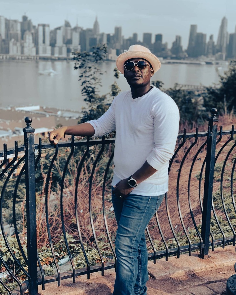 JustTendai's tweet photo. From the Jersey Shore. Looking on the endless possibilities of the Concrete Jungle.
Haters will say it's Photoshop! ๐
๐ธ: @madam_attorney
#TeMphoLifestyle
#TeMphoTravelDiaries
#TeMpho
#TravelTuesdays
#travelgram
#mytravelgram
#manhattan
#travelnoiโฆ https://t.co/tMoKvAHI8u https://t.co/H6WVh6qd0C