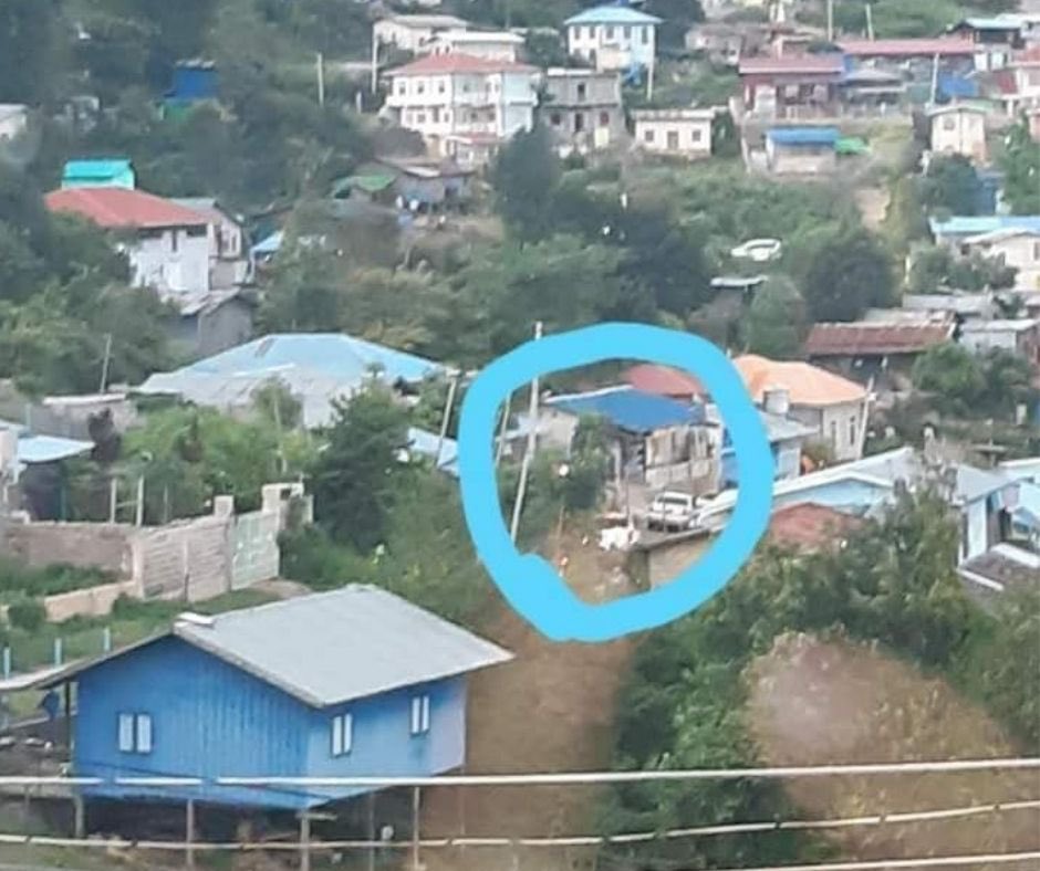 Taunggyi, Shan State: Fascist Military Terrorists, who came looking for an activist on Jun22 at 5am, shot 15 year old underaged brother with 3 rubber bullets and abducted instead when the activist can’t be found.  #June22Coup #WhatsHappeningInMyanmar