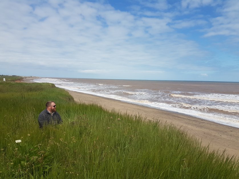 Gill_Briggs's tweet image. View from where I sit for lunch with @WillBriggs between the North Sea and The Humber. Spurn. 
#exploringtogether #placeinbetween #newhorizons #lovewhereIlive #richlife #grateful #allisgrace