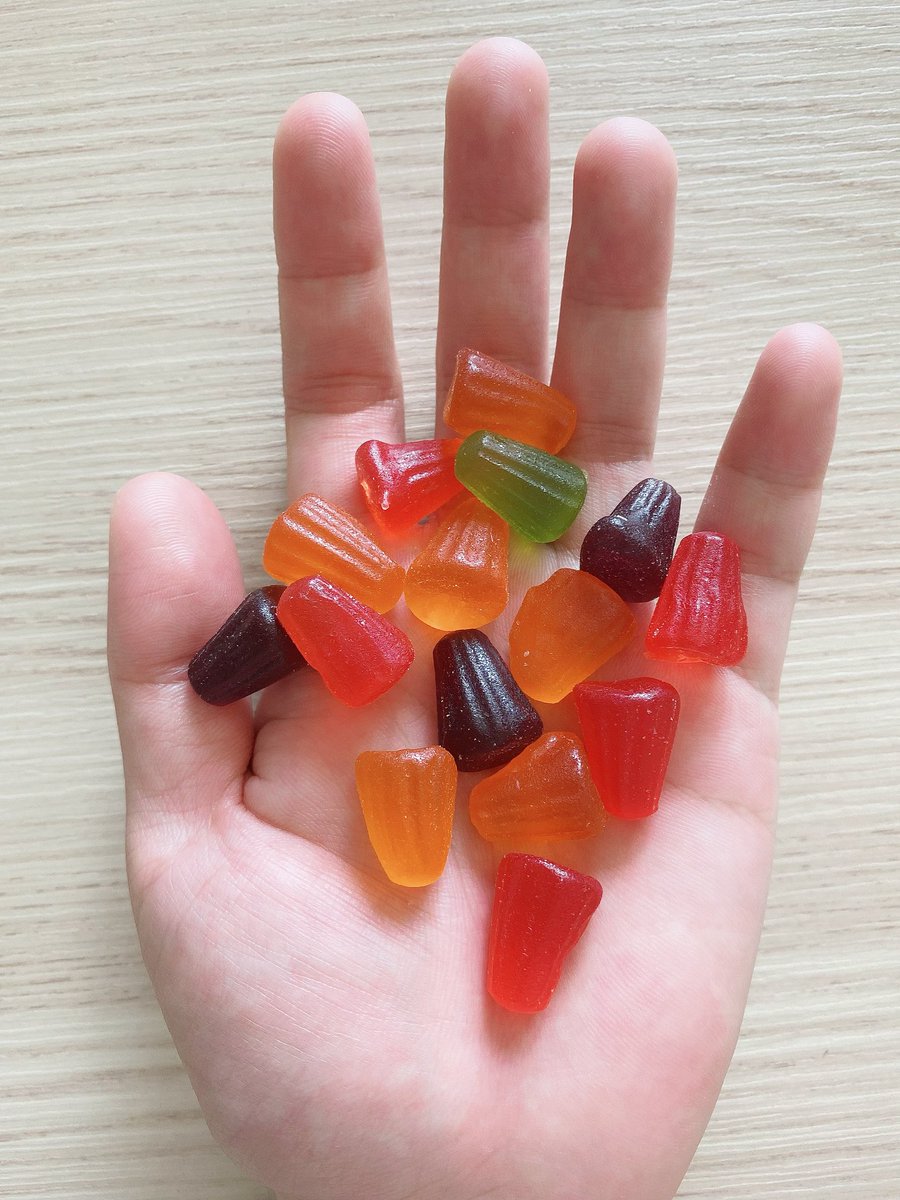 ชอบกินเยลลี่รี      ไม่ชอบกินเยลลี่เฟบ