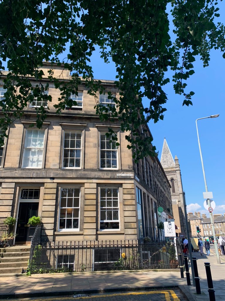 MoragForbes's tweet photo. The sun came out in Scotland to welcome me home. Beautiful blue sky all across Edinburgh.
#VisitScotland https://t.co/RiBL0m6M1M