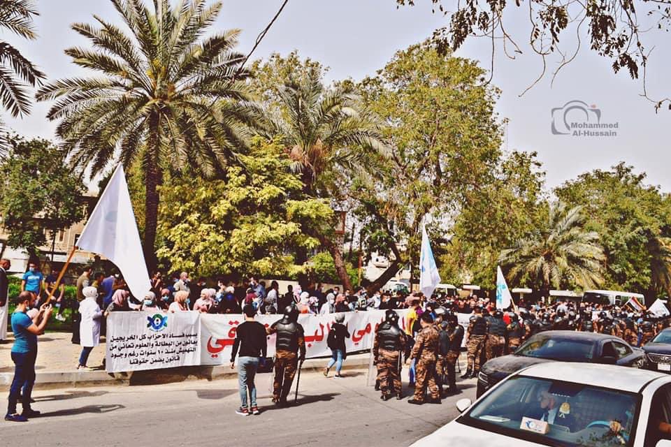 HaneenJabber's tweet photo. وزارة المالية حددت ٦٨٠٠٠ درجة إلى وزارة الصحة تم أشغال ٥٤٠٠٠ درجة لذوي المهن الطبية والصحية والمتبقي ١٤٠٠٠ درجة
لن نرضى بأقل من هذا العدد
الخميس موعدنا وقد اعذر من أنذر 
#اين_درجات_العلوم_يالصحه https://t.co/I5gpz6pCZx