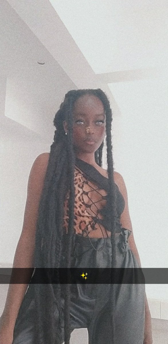 FASHIONISHII's tweet photo. My uncle and aunt- do you post the clothes you make? You should be posting them.
My cousins - 👀👀👀
 Because the clothes I make 🥴 https://t.co/Fo3DWzhYY9