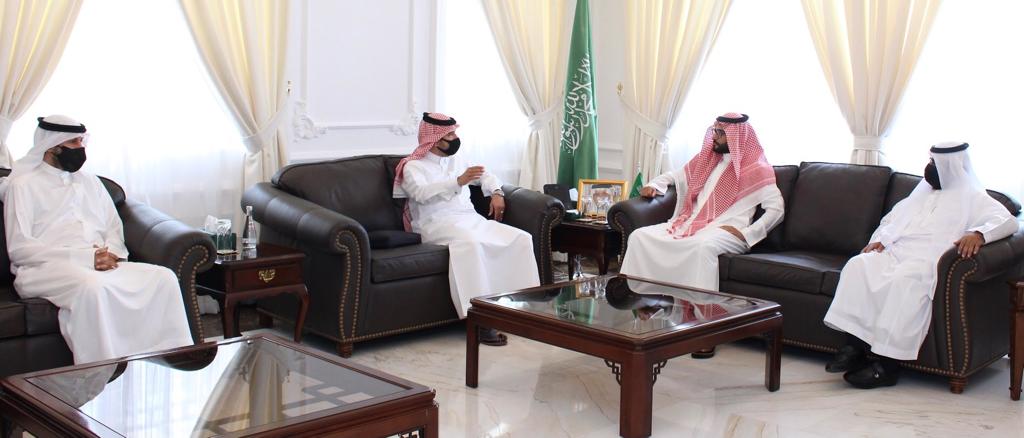 KSAembassyBH's tweet photo. استقبل سمو سفير خادم الحرمين الشريفين لدى مملكة البحرين اليوم الثلاثاء بمكتب سموه المهندس نزار بانبيله الرئيس التنفيذي لشركة STC البحرين يرافقه الشيخ زياد آل خليفة، وجرى خلال اللقاء تبادل الأحاديث والمواضيع ذات الاهتمام المشترك ،حضر اللقاء نائب سمو السفير المستشار صالح العتيبي. https://t.co/ZzKqvDDUic
