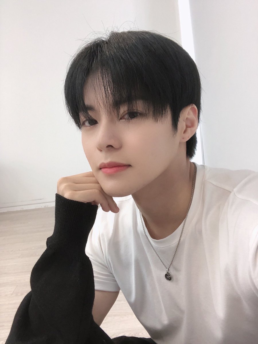 CiipherFRANCE's tweet photo. ✨-• Photos
Photos individuelles de nos garçons en cadeau suite aux VLIVE pour les 100 jours.🥰
©️: @RAIN_Ciipher
#Ciipher #BABY_안꿀려_OUT_NOW #CPR #100DaysWithCiipher #CLUE100DAYSWITHCiipher #CLUE https://t.co/yM2B2Fm9Wi