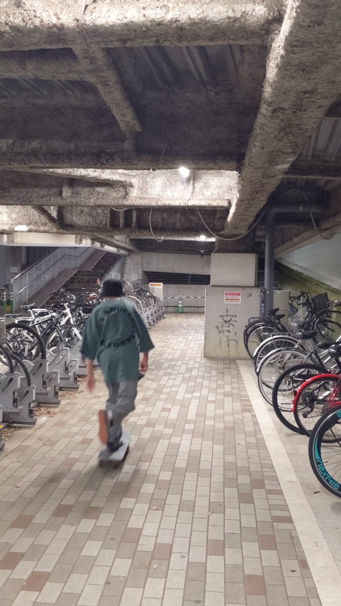 Sk8 Skateboard Haru Sur Twitter プッシュの写真好き スケート スケボー スケーターファッション スケーター スケボーファッション ファッション スケボーパーク エモい 写真 動画