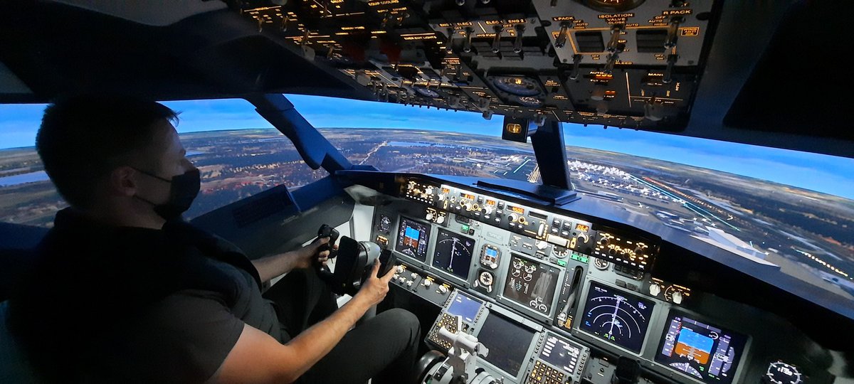 flightsimNE's tweet photo. Top flying over the last few days with all the simulators in action.
#FlightSimCentre #NewcastleFlightSimulator #avgeek #avgeeks #pilotlife #pilottraining https://t.co/TarxBvnmVM