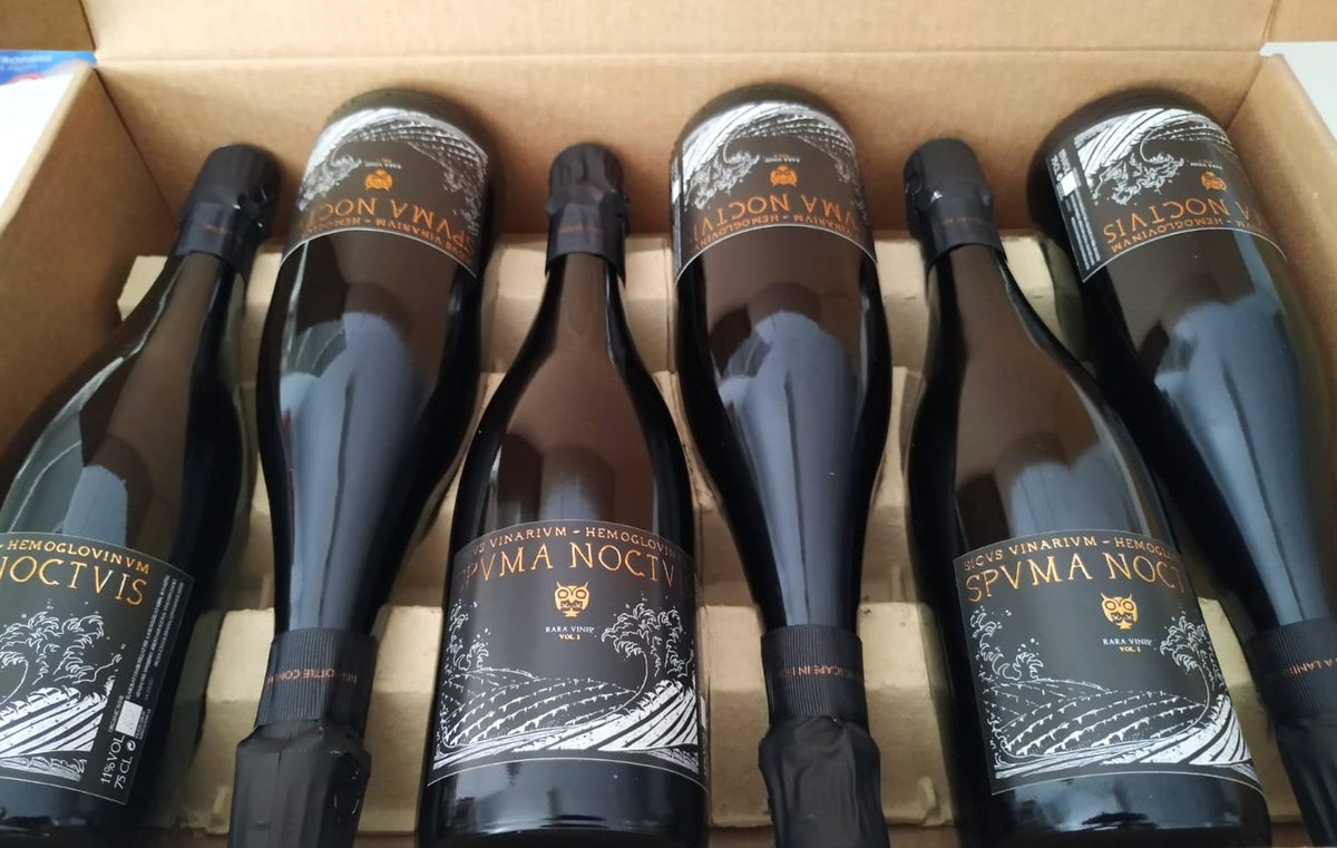 @SICUSceller  y <a href="/hemoglovinum/">Hemoglovinum</a>  recuperando la tradición de los vinos espumosos encabezados con un rancio pero sin usar licor de expedición, totalmente seco.  Unas pocas 🦄ahora en <a href="/EclecticVins/">Daniel Monsonis</a> 
eclecticvins.com #spumanoctis