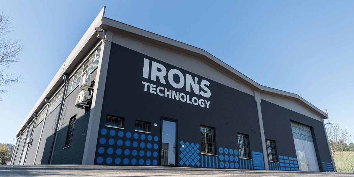 ironstechnology's tweet image. Ecco a voi il nuovo quartier generale di Iron’s Technology, uno spazio di 1000 mq coperti e 3000 mq scoperti che d’ora in poi chiameremo semplicemente “casa”.

Il modo migliore per festeggiare i nostri primi 10 anni di attività.
.
.
#Irons #Ironstechnology #MechItEasy #cesena