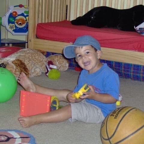 RobinEudy's tweet photo. Happiest of birthdays to my Will!  You made me a momma 17 years ago &amp; your father &amp; I could not be more proud of the young man you are growing up to be!  This time next year we will be getting ready to send you off for COLLEGE! @EudyWill #TimeNeedsToSlowDown https://t.co/AhuxXIBvm4