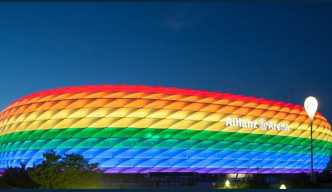 anitacobos's tweet photo. Love is Love. #KeepGoing 🌈 https://t.co/dgZIatTulN