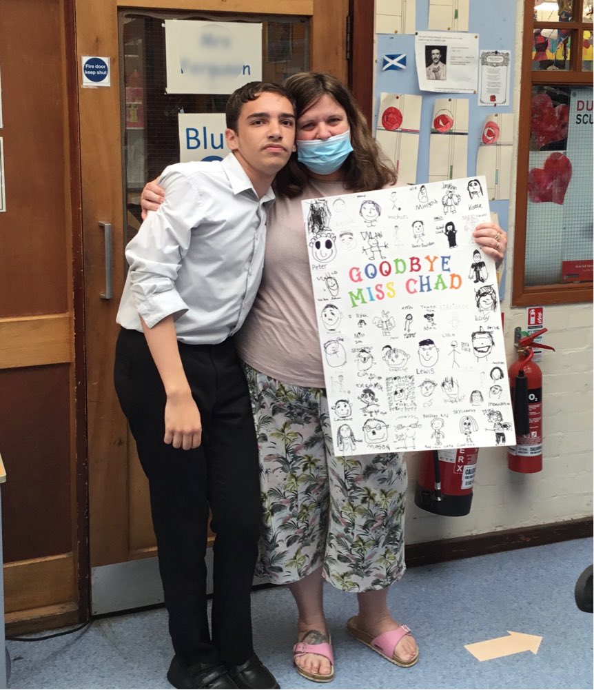 PilrigPark's tweet photo. This morning, we gave Ms Chad a great big card to say goodbye. Every single pupil in the school contributed by drawing a self portrait - so that Ms Chad will never forget us! #neverforgetus #selfportrait #goodbye https://t.co/jwgVgnvOFT