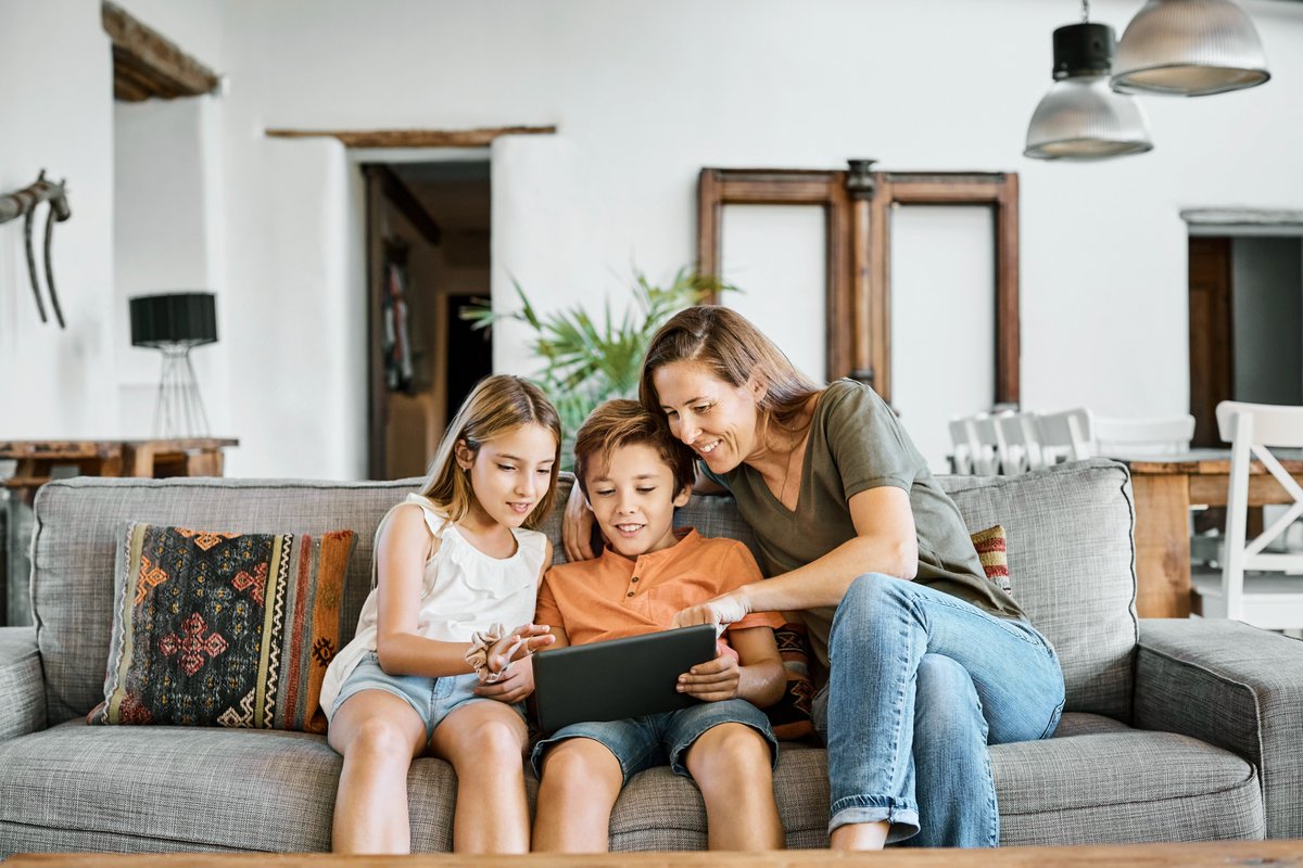 Norvado's tweet photo. The Internet is about to get 6x better! In July we roll out new packages starting at $79.99 for 300 Mbps fiber. That’s 6x the bandwidth for the same low price. Full details & schedule soon at https://t.co/27m4PHC1e4.
#BayfieldCounty #PriceCounty #Northwoods #BroadbandforAll https://t.co/ociIaGHFA0