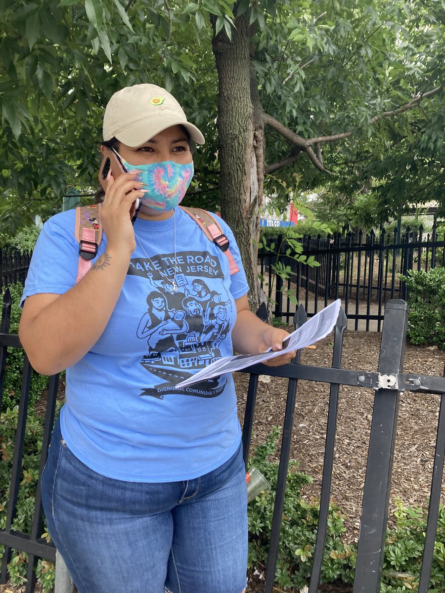 MaketheRoadNJ's tweet photo. 🚨URGENT🚨

We’re in Passaic, @PaulASarlo’s immigrant rich district, w constituents to urge the Senate to fully #FundExcludedWorkers in the Budget.

Last week @PaulASarlo said NO additional relief despite a $10B surplus 

This is inexcusable. #Recovery4All 

Call ☎️ 201-804-8118 https://t.co/OZg5iPTqHN
