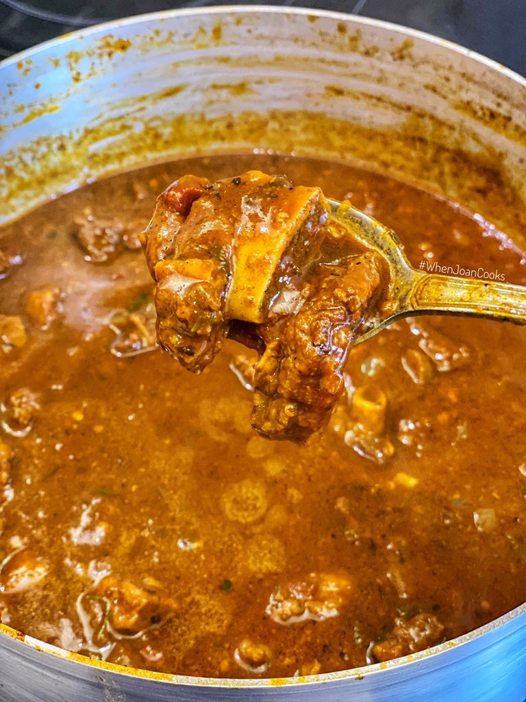 GabsDiva's tweet photo. β¦ #Dinner: Slow Cooked Beef Short Rib βCurryβ Stew, Served With Creamy Mash Potato β¦ π₯π€πΌπ β¦ #BecauseTheWeatherAllows #WhenJoanCooks #MmaboThings β¦ https://t.co/QJfJ28U0x7