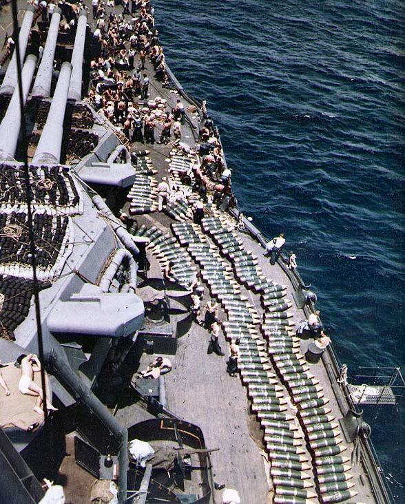 Rich_Ships's tweet image. 🇺🇸BB-40 USS NEW MEXICO

New York Navy - Brooklyn, NY
1st named #NewMexico

Laid 14-Oct-1915
Comm 20-May-1918
Decomm 19-Jul-1946

First US BB class w/ 3-gun turrets (vs triple turrets)

P2/3 Jul-44
P4 Kamikaze hit 12-May-45. 30 KIA

#BB40 #USSNewMexico #Warships #NavalHistory #WW2
