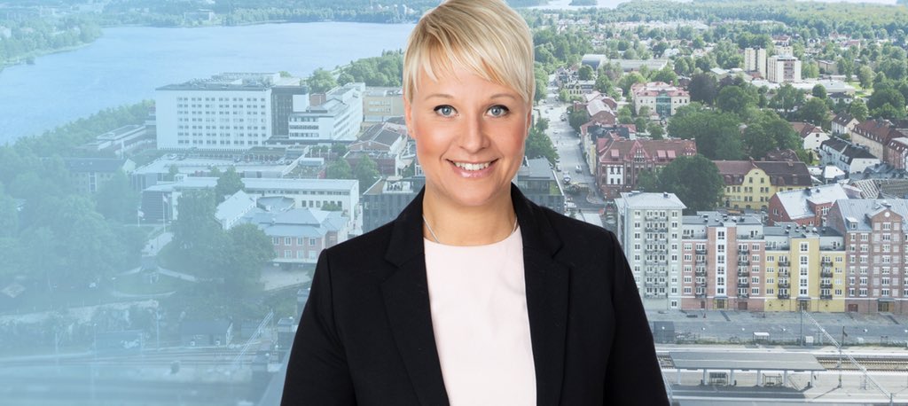 Växjömoderaterna (@vaxjomoderat) on Twitter photo 🔵 <a href="/AnnaTenje/">Anna Tenje</a> angående regeringsfrågan
vaxjomoderaterna.se/nyheter/
#växjö #vxopol #svpol 🔵 <a href="/AnnaTenje/">Anna Tenje</a> angående regeringsfrågan
vaxjomoderaterna.se/nyheter/
#växjö #vxopol #svpol