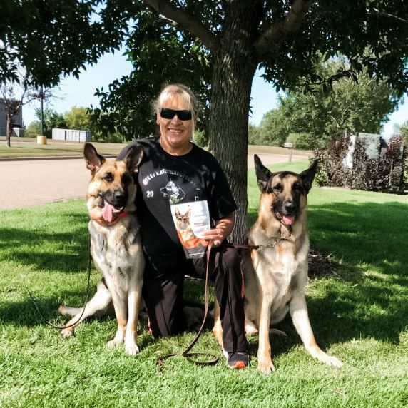 woofwelldogs's tweet photo. Happy #TongueOutTuesday! I think we know who won this round.... ๐พ๐
#TOT #germanshepherddogs #doglove #woofwell
๐ธ by #SkylarsScholarships https://t.co/6jodZYM4eO