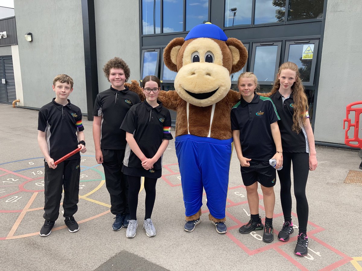 Our amazing Copley pupils handing over the Olympic torch and meeting a bear along the way. ❤️❤️❤️🔥🔥🔥