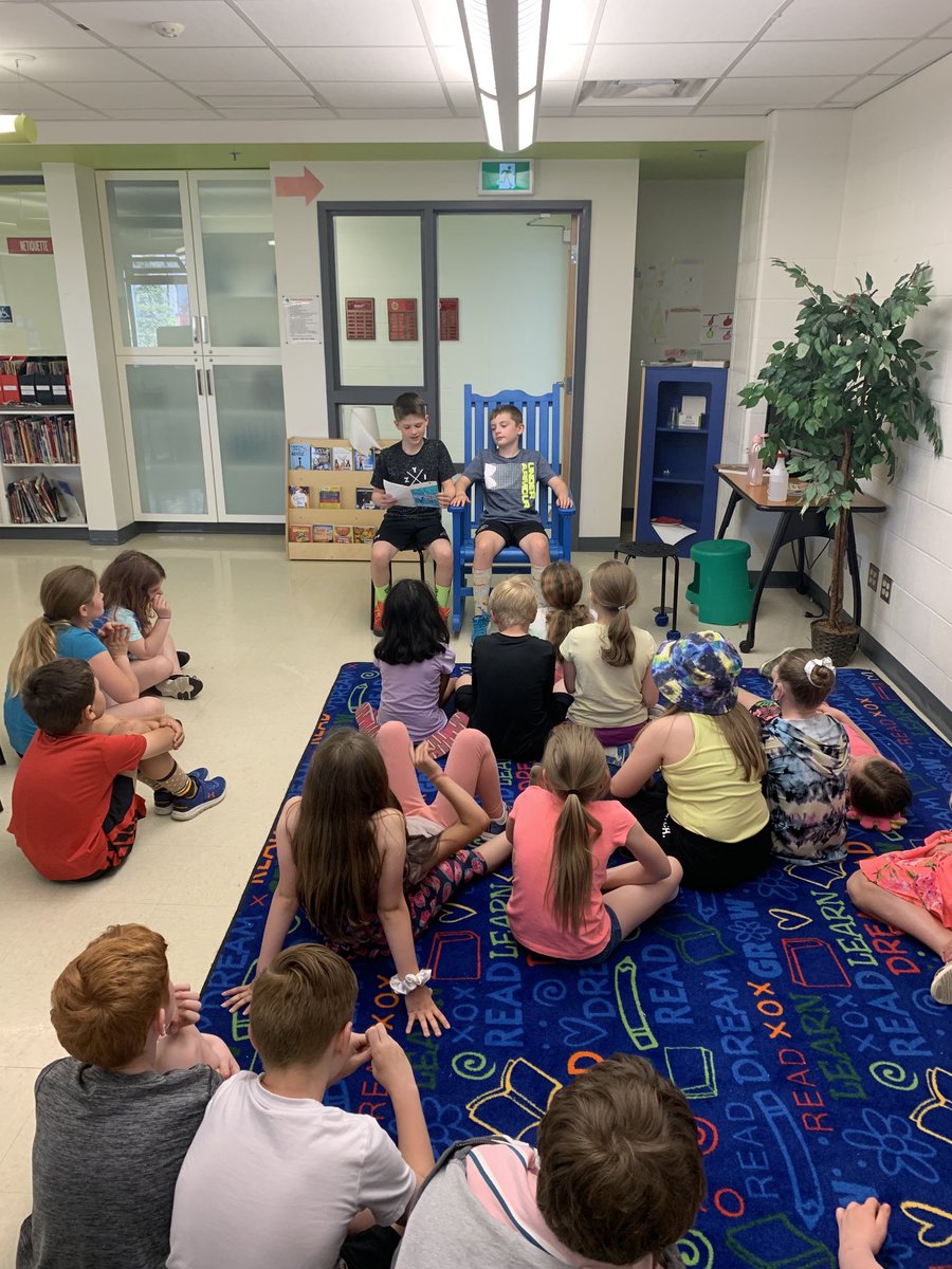 roncalli3_b's tweet photo. So #proud of my amazing students! We had our first #authorconcert today, showcasing all the amazing writing happening in Grade 3 #writingisfun #sharing #audience #teamwriting ⁦@RoncalliSchool⁩ https://t.co/O5xXI206H0