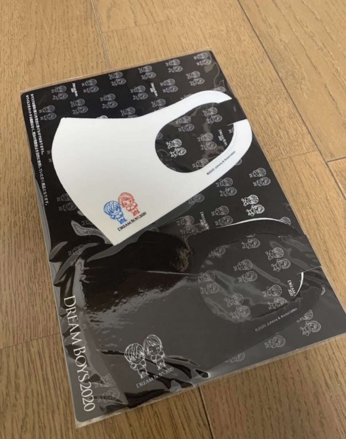 ジャニフェスグッズはダサい 監修してるの誰 トレンドもぷんち