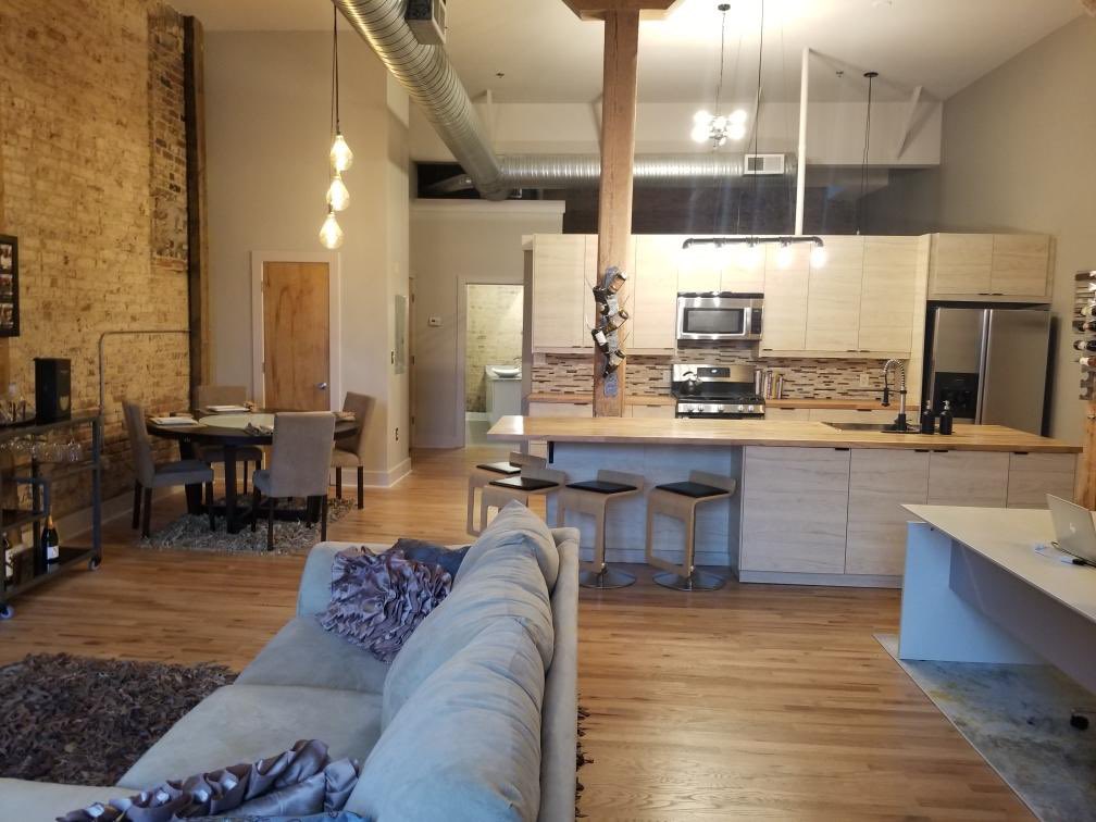 NDickey03's tweet photo. Soaring ceilings, exposed wood beams and a skylight in the Master Bedroom are the hallmarks of this charming circa 1885 Loft located in the heart of Castleberry Hill. Call me at 770- 712-4142 for more info. List price is $305k. #atlantarealestate https://t.co/oqp1uMarW2