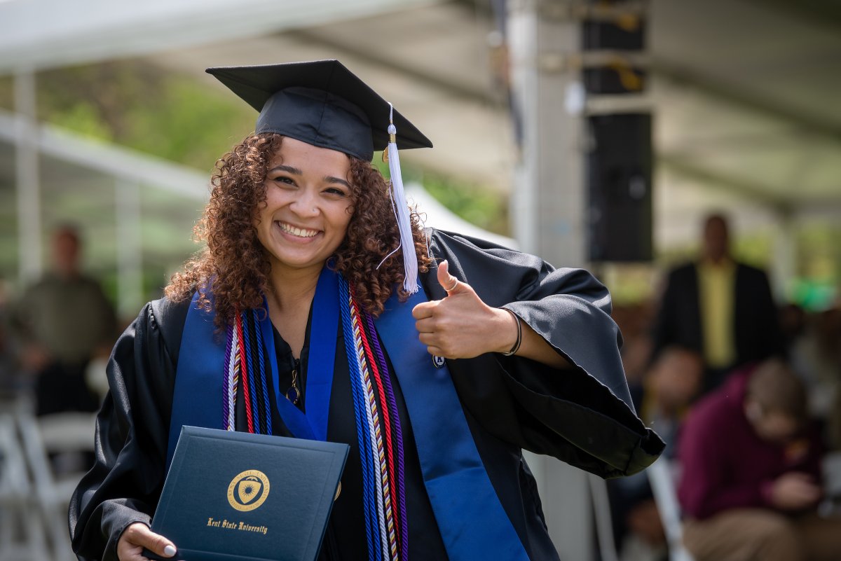 Kent State Announces One-Of-A-Kind Flashes Go Further Scholarship Program Covering More Costs To Help Students Graduate: ow.ly/qLPG50FfUbX