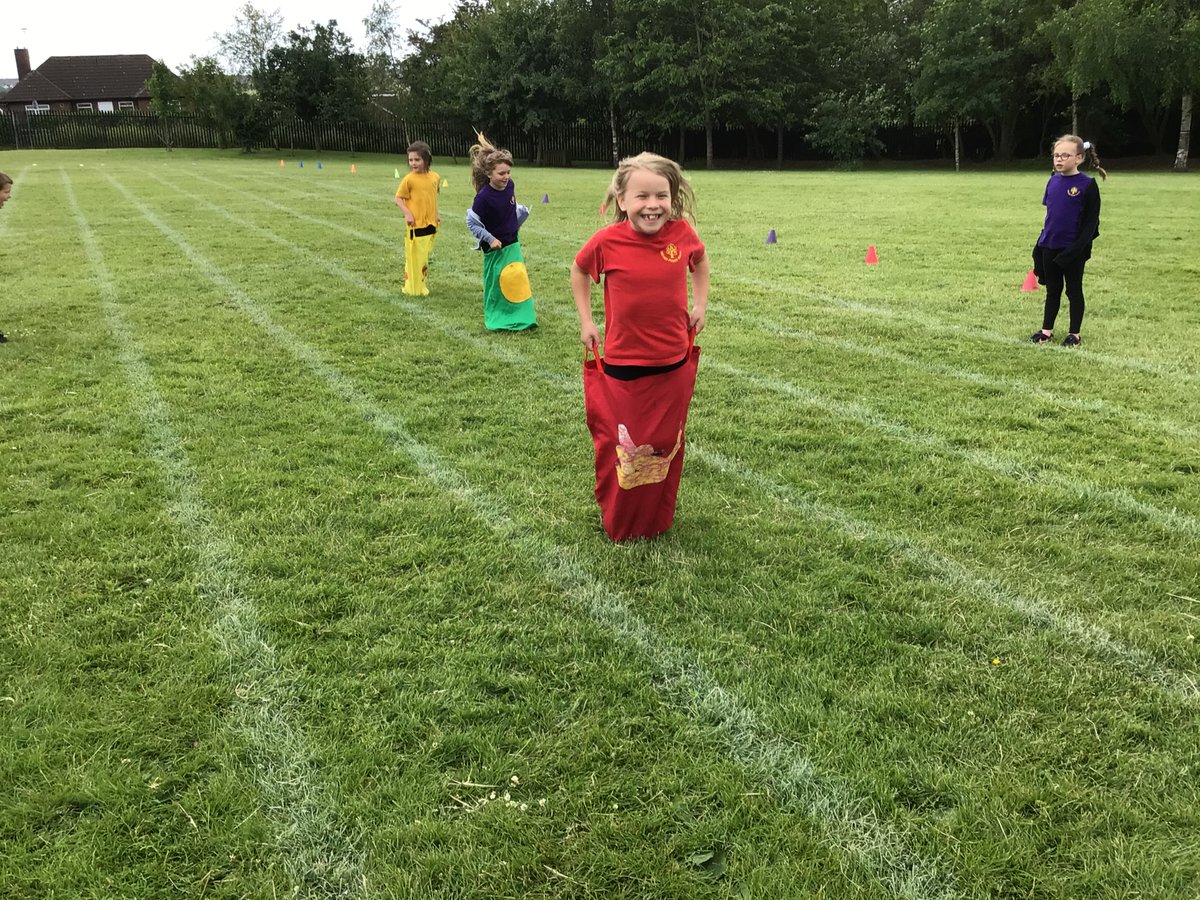 OrchardPe's tweet photo. 2JT Sports Day on this sunny afternoon 🤩 Congratulations to Plum house🍑 Well done to  everyone!  @schoolgames1 @YourSchoolGames https://t.co/FAbNGTCSeX