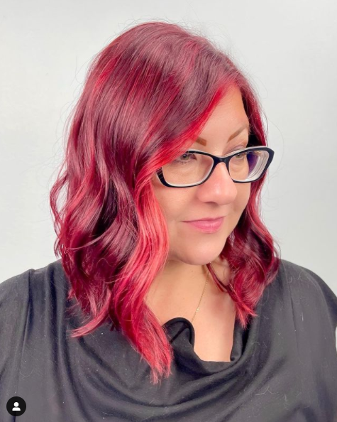 MyRockItStudio's tweet photo. Ravishing red ❤️‍🔥I wasn’t just going to go flat red I wanted pops of brightness and dimension! I put maybe 20 foils in her hair to create these pops of red! I used power shades by @oligopro blacklight. Her base was @oligopro calura
All mixed with @olaplex
Styled with @olaplex 6&amp;7 https://t.co/33IrFsVRDN
