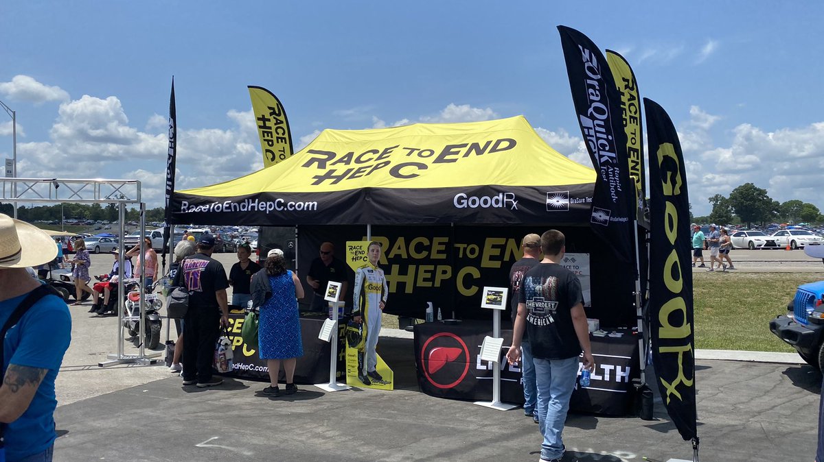 willrodgers65's tweet photo. Nashville Photo Drop!

What an awesome wknd both on &amp; off the track! Huge thank you to @Team_SHR26, all of our partners, volunteers &amp; the fans who stopped by our #RaceToEndHepC booth. It was so incredible to meet everyone and hear your story! 

#NASHCAR #OraSureTechnologies https://t.co/CawAW2DLCF