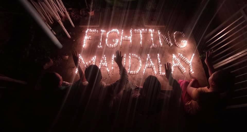 hannayuri_twt's tweet photo. Shan State,Taunggyi residents prayed for Mandalay by lighting candles tonight on Tuesday.

#June22Coup #WhatsHappeningInMyanmar https://t.co/YFhmfha80u