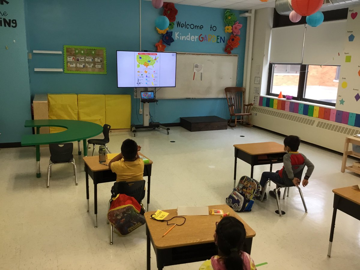 LEAP Computer class is off to a great start with first graders working on Boom Cards about the 50 states <a href="/EP_Teach_Bowl/">Erica Perez-Creutz</a>