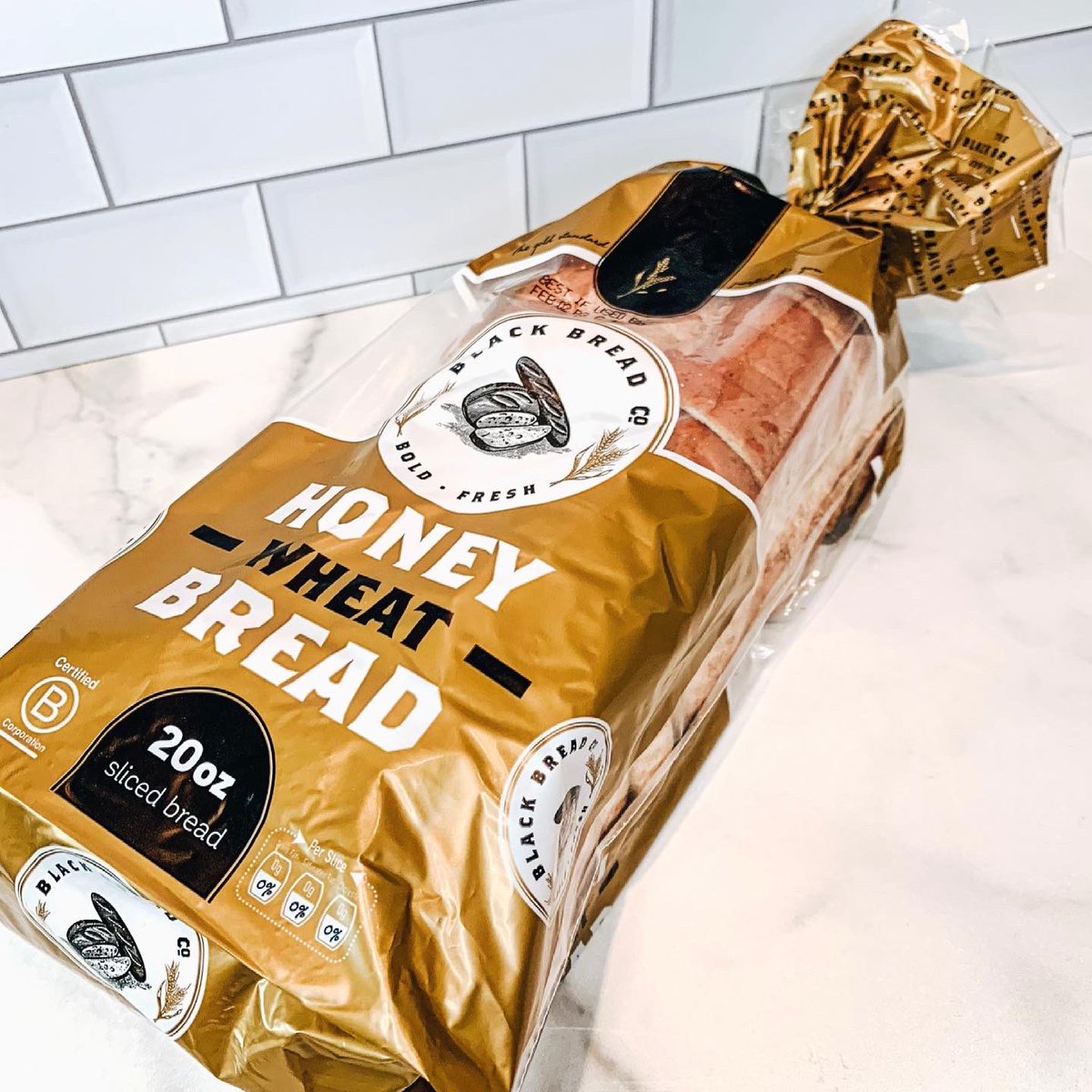 TheBlackBreadC0's tweet photo. #RISEandshine โ๏ธEmbrace the process! Thatโs where the victory is won..๐ฅ๐ค - @theblackbreadco #blackbreadco #goldstandard #boldandfresh #buyblack #supportblackbusiness #blackhistory #blackexcellence * we ship nationwide at https://t.co/gXGOw0s9q4 ๐๐ฆ https://t.co/BVxUgmf8Tm