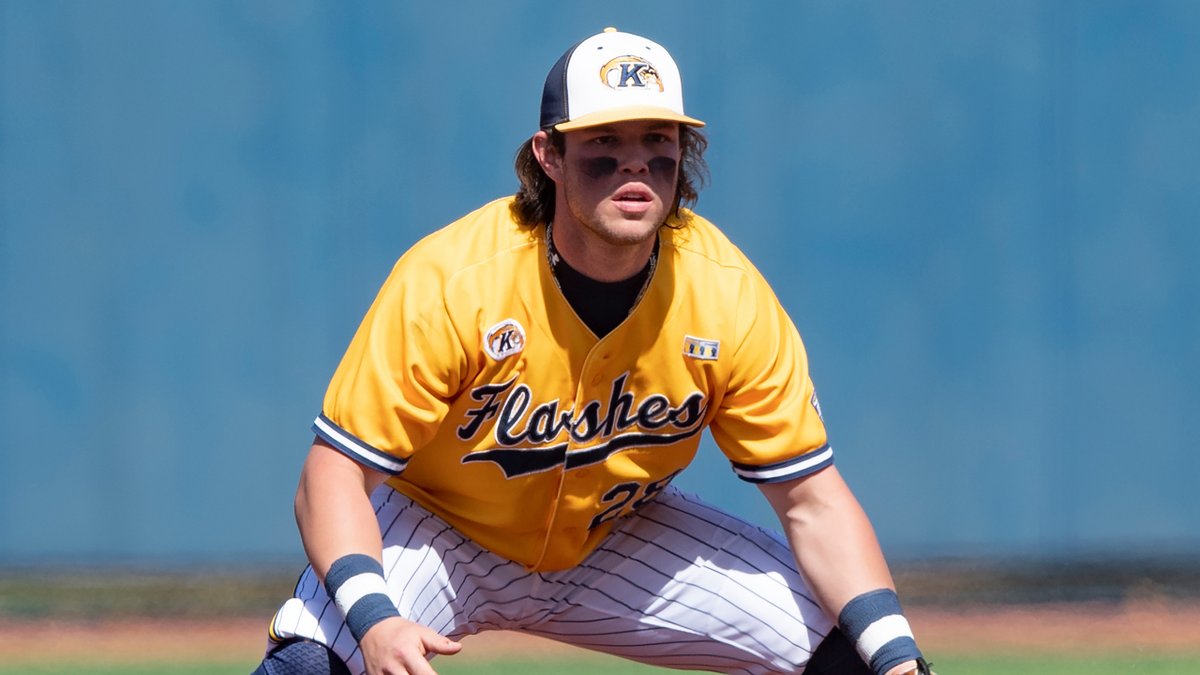 WKBNSports's tweet photo. Former Valley baseball state champion transferring to Arkansas https://t.co/kjs7Y9Aogv https://t.co/qAYTfGTtJC