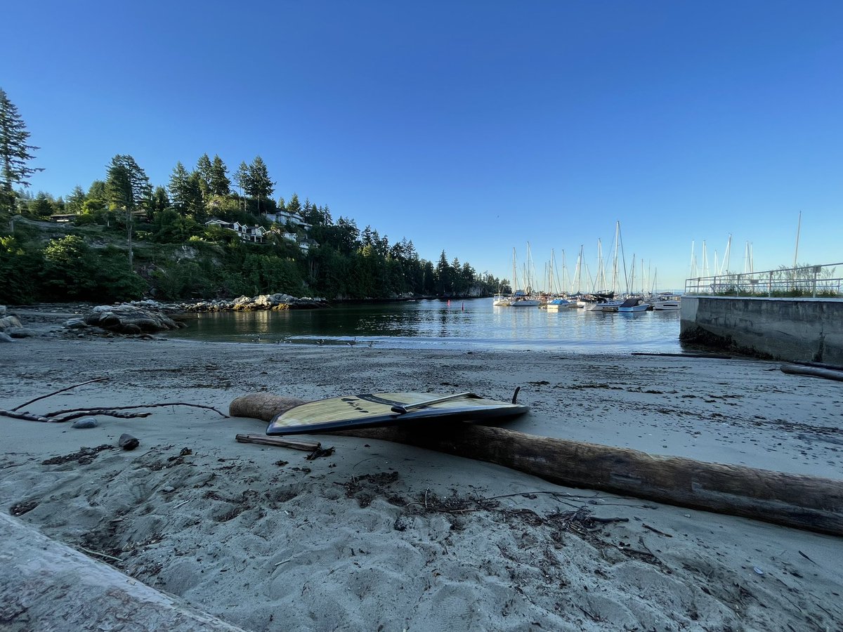 Eagle Harbour <a href="/WestVanDistrict/">District of West Vancouver</a> SUP this am. Looked flat but good chunky smooth swells out there made for a paddle in catch a little ride type of morning!