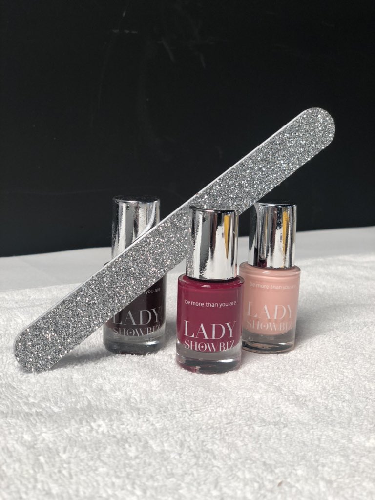 PebblesNails tweet media