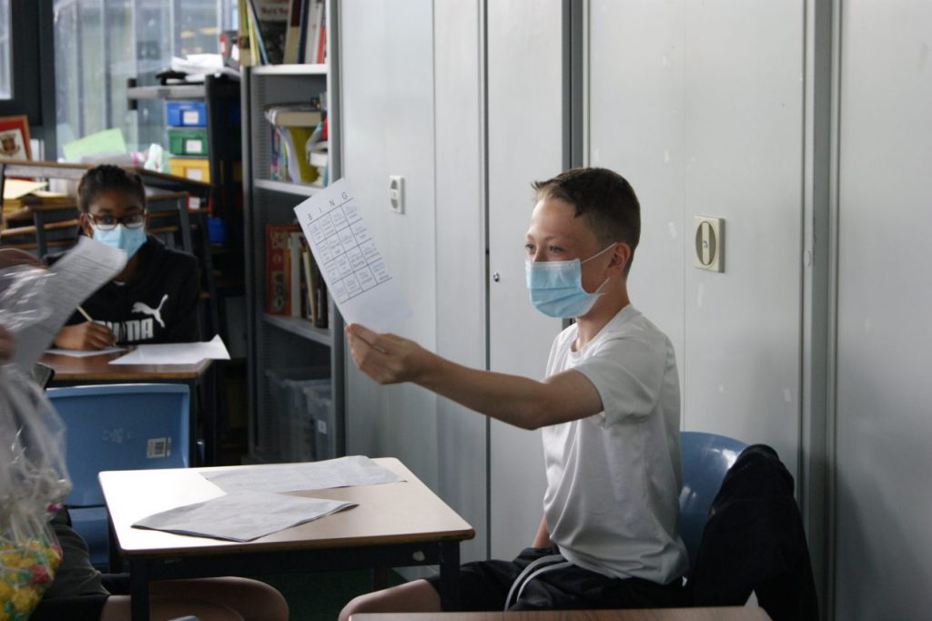 braidhurst's tweet photo. Check out the gallery from our recent S4 "Mental Health Day". Pupils took part in a variety of activities to raise awareness and improve their well-being. 👇https://t.co/XiClCZvOR5 @HT_Braidhurst @braidhurstpe @BraidhurstMusic @BHSwiderachieve @MrMPaterson https://t.co/IMsGIdrAII