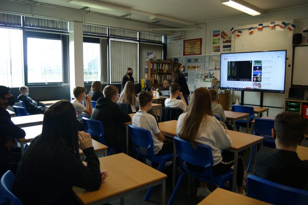 braidhurst's tweet photo. Check out the gallery from our recent S4 "Mental Health Day". Pupils took part in a variety of activities to raise awareness and improve their well-being. 👇https://t.co/XiClCZvOR5 @HT_Braidhurst @braidhurstpe @BraidhurstMusic @BHSwiderachieve @MrMPaterson https://t.co/IMsGIdrAII