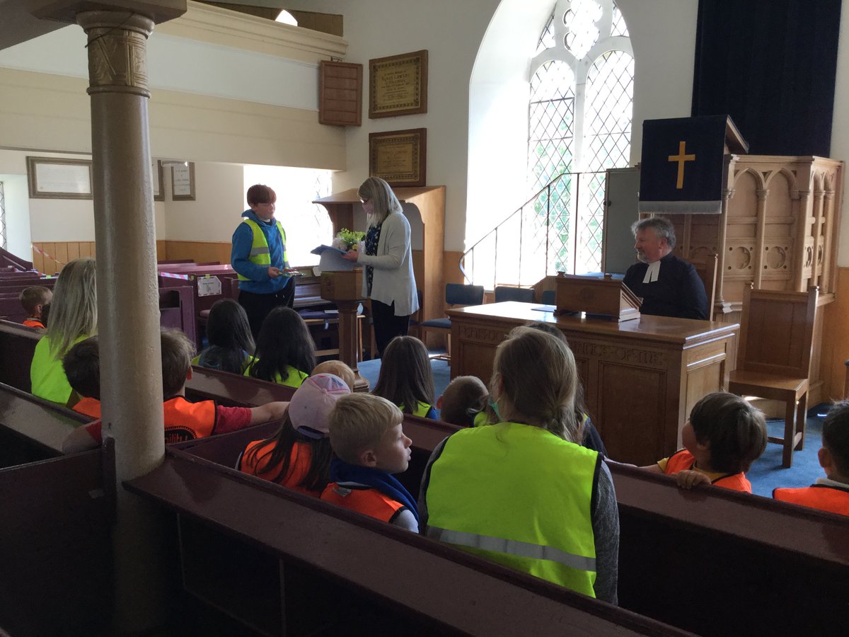 Lovely service at Aberlemno Church this afternoon. <a href="/AberlemnoPS/">Aberlemno PS</a> #endofterm #leavers2021