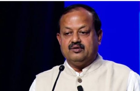 ବରିଷ୍ଠ <a href="/bjd_odisha/">Biju Janata Dal</a> ନେତାଙ୍କର କୋଭିଡ କେନ୍ଦ୍ରରେ ପ୍ରଧାନମନ୍ତ୍ରୀଙ୍କ ଫଟୋ ନ ଲଗାଇବାକୁ ନେଇ ବଳିଷ୍ଠ ମତ "ସରକାର ଯାହା କରନ୍ତି ତାହା ଜନତାଙ୍କ ପଇସାରେ କରନ୍ତି- ନେତାଙ୍କ ଫଟୋ ଲାଗିବା ଉଚିତ ନୁହଁ" । ମାନନୀୟ ଦେବୀ ଆଜ୍ଞା କୋଟି କୋଟି ଓଡ଼ିଆଙ୍କୁ ସଦୟ ହୋଇ କହିବେକି କାହିଁକି ରାଜ୍ୟ ସାରା ବିଜୁବାବୁ ଆଉ ନବୀନ ବାବୁଙ୍କ ଫଟୋ ଲାଗିଛି ?