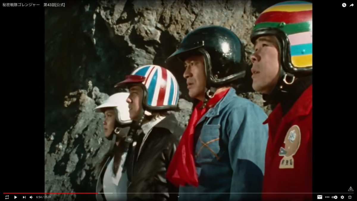 機関銃の弾ぐらいはじく」強化ヘルメットも初登場。子供の頃は この姿