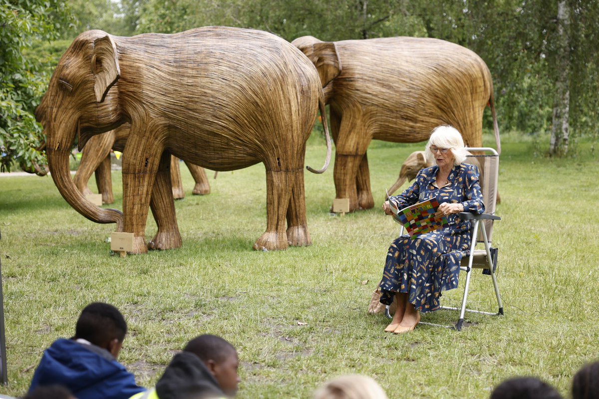 Follow the elephant herds through Green Park to St James’s Park ...but you’ll have to complete <a href="/Literacy_Trust/">National Literacy Trust</a>’s reading challenges along the way!

<a href="/CoExistence_UK/">CoExistence.Story</a> is an exhibition featuring over 100 life-sized lantana elephants, who have migrated all the way from India.